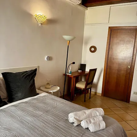 Trastevere Moro Apartman *